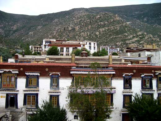 Drepung Monastery 